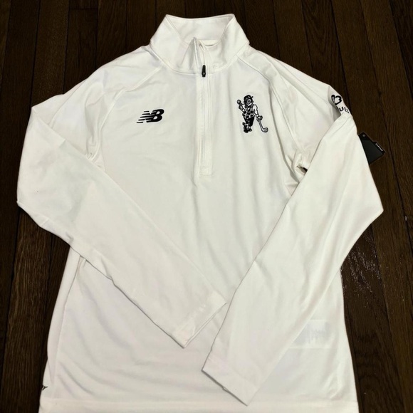 NEW WITH TAGS! NOT SOLD IN STORES! Celtics x New Balance Quarter Zip - Picture 1 of 4